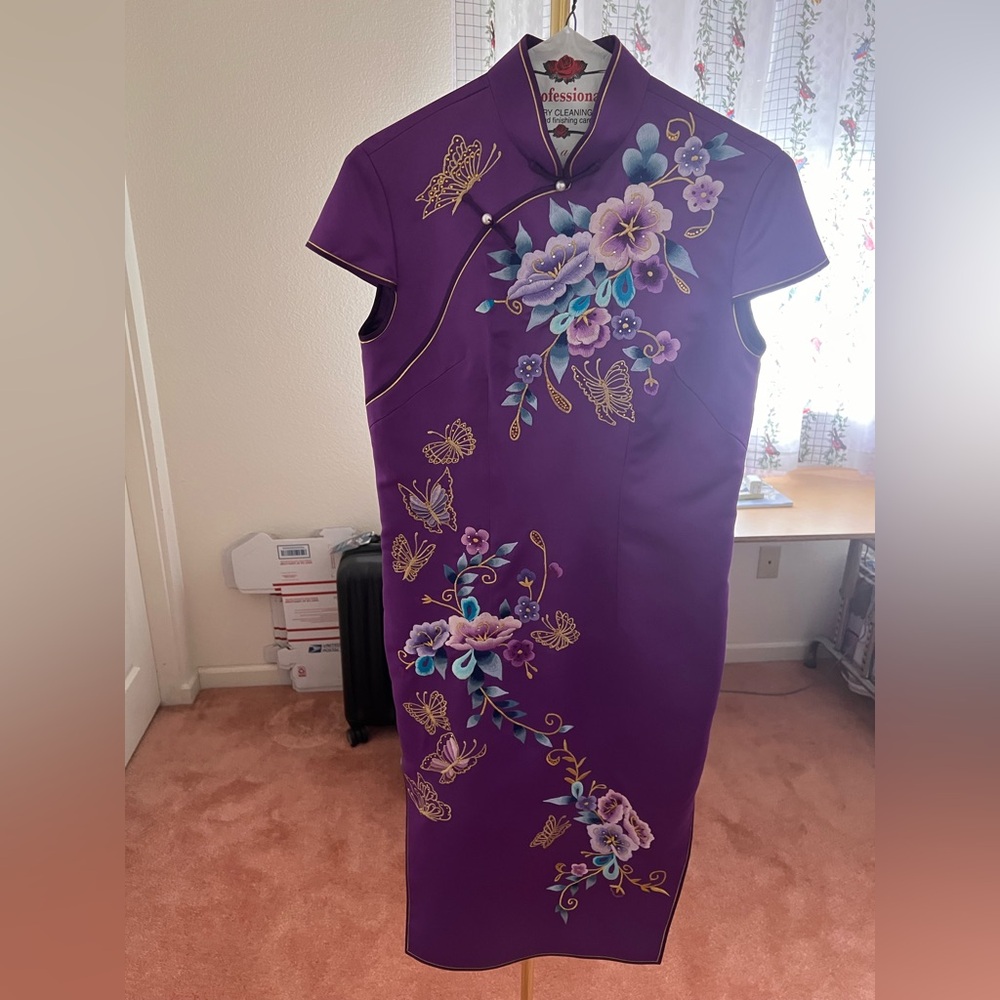 Elegant Purple Midi Sheath Dress with Mandarin Collar | Purple Silk Qipao